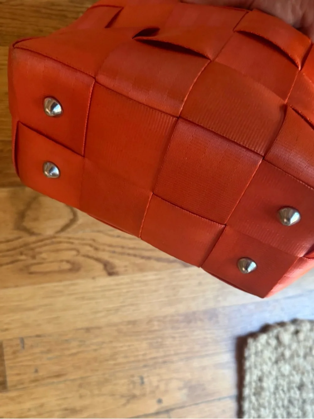 Harvey's Seatbelt Bag Original Small Orange - Picture 3 of 5